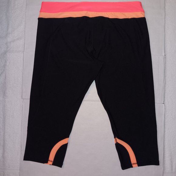 RBX  WOMEN'S ACTIVEWEAR CAPRI STYLE LEGGINGS - Picture 3 of 11